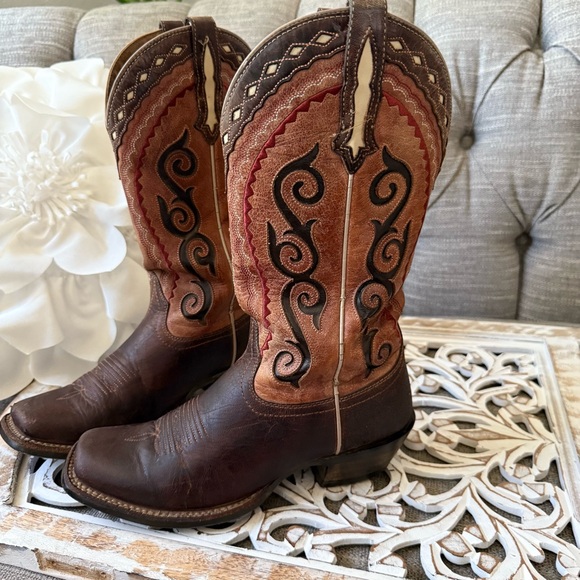 Ariat Shoes - Ariat Western Brown  Leather Cowboy Boots Women’s 7.5